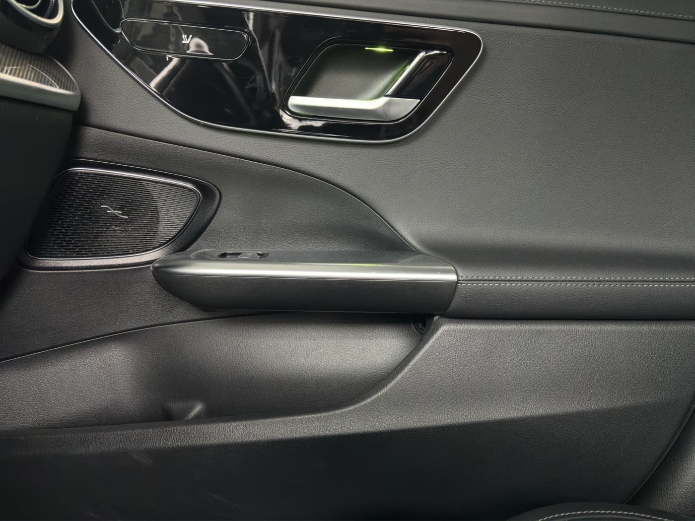 Mercedes-Benz C 300 d T Bild 14