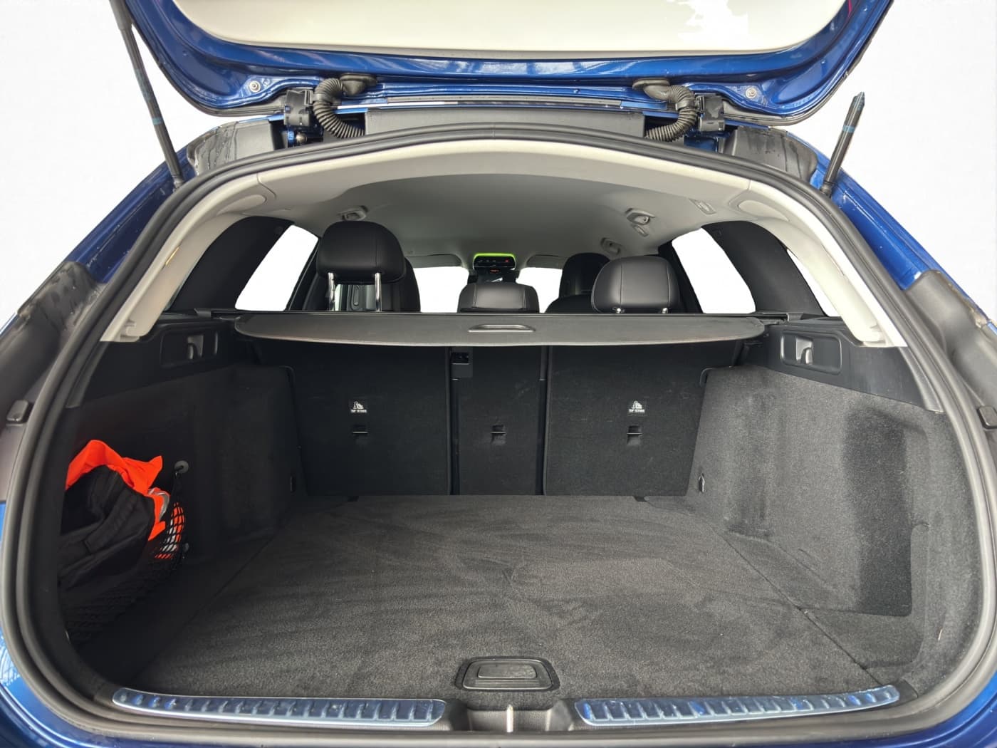 Mercedes-Benz C 300 d T Bild 18