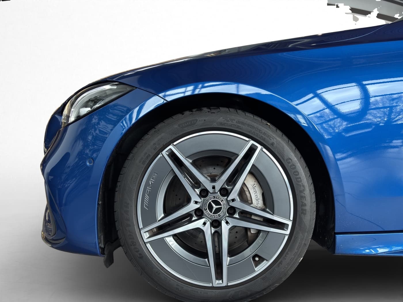 Mercedes-Benz C 300 d T Bild 19