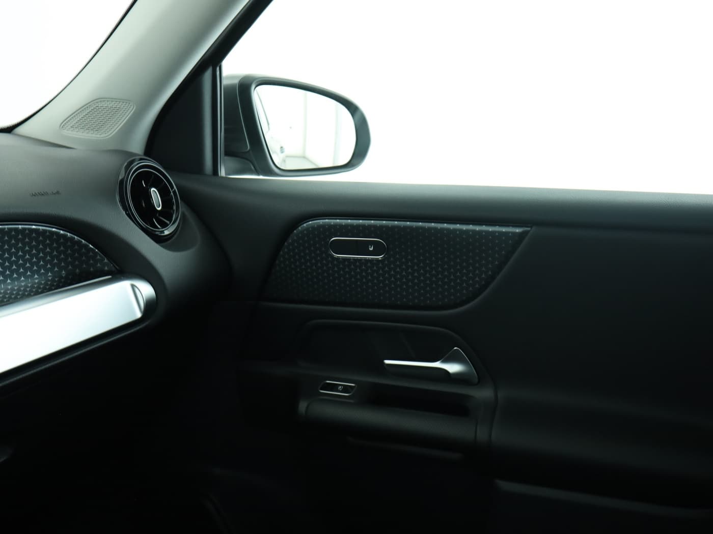 Mercedes-Benz GLB 180 d Bild 16