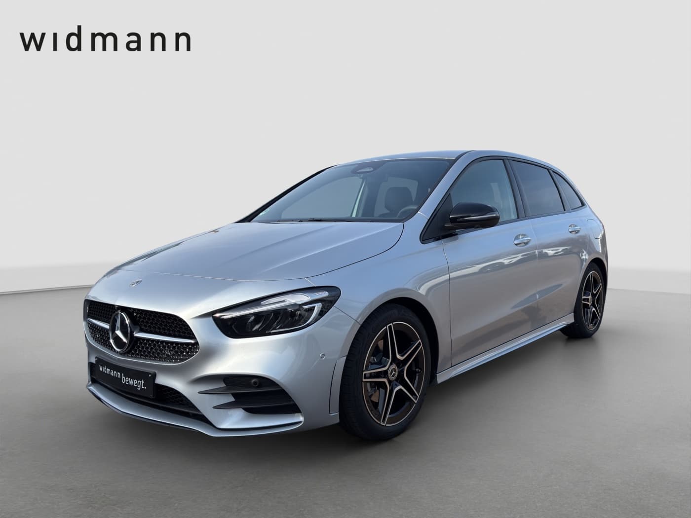 Mercedes-Benz B 180