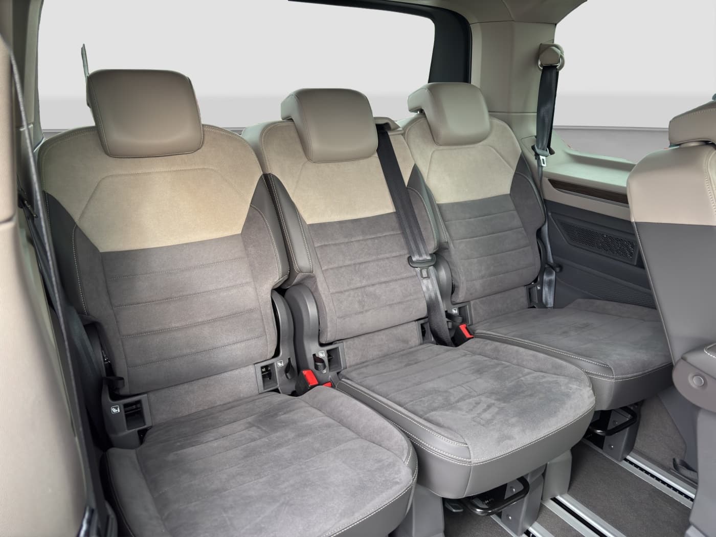 Volkswagen T7 Multivan 2.0 TSI Style Bild 16