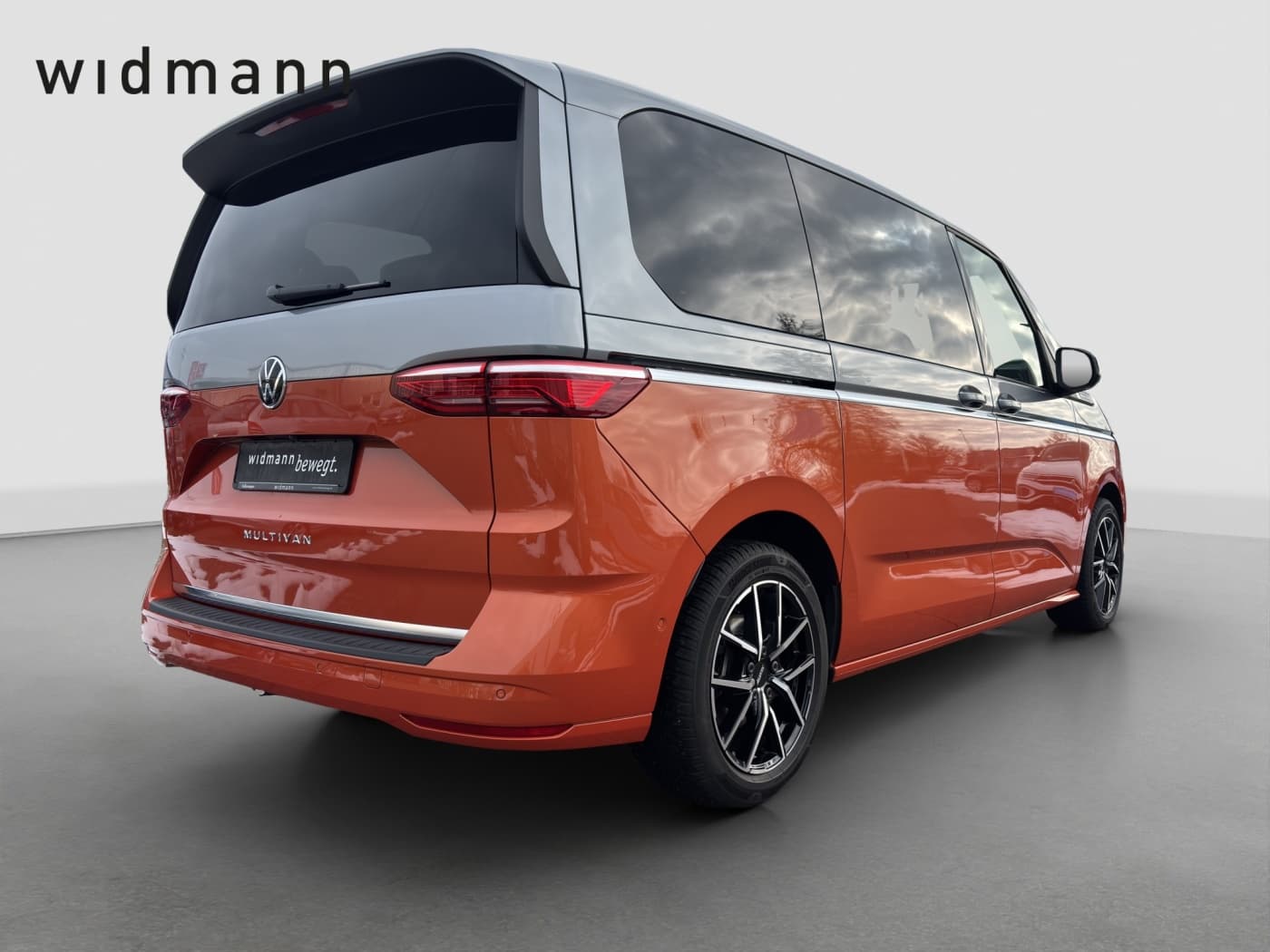 Volkswagen T7 Multivan 2.0 TSI Style Bild 3
