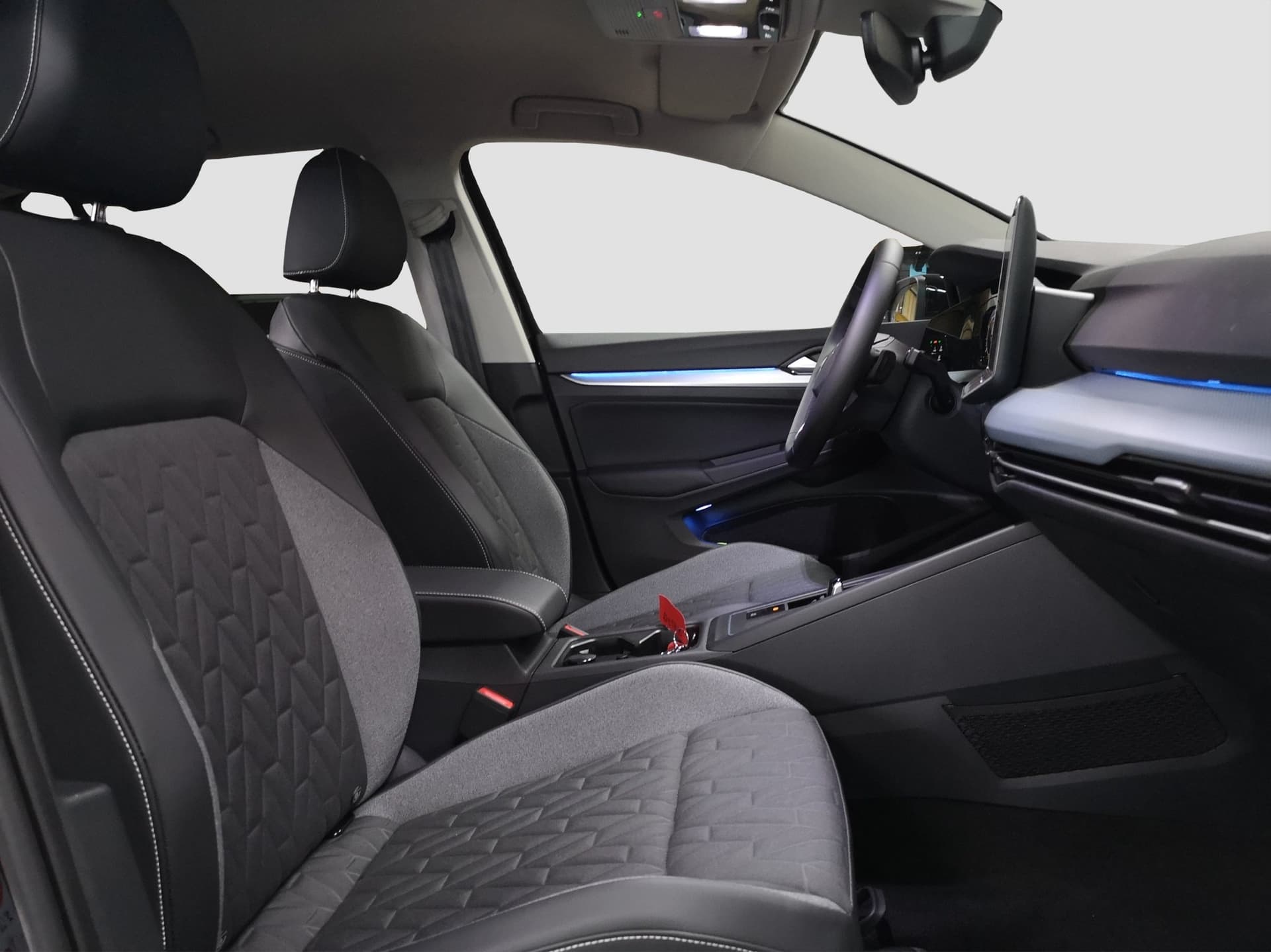 Volkswagen Golf Life 1.5 l eTSI 115 PS DSG NAVI ACC Kamera Bild 12