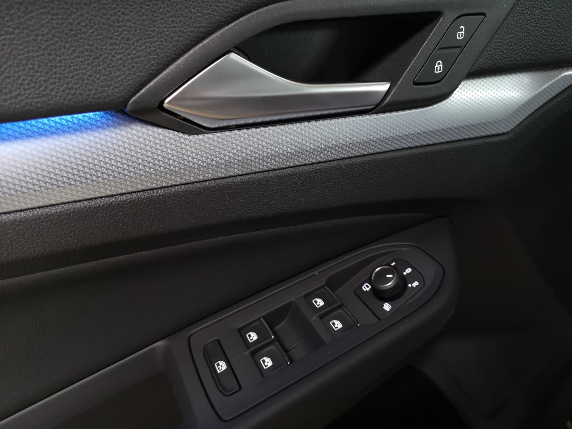 Volkswagen Golf Life 1.5 l eTSI 115 PS DSG NAVI ACC Kamera Bild 15