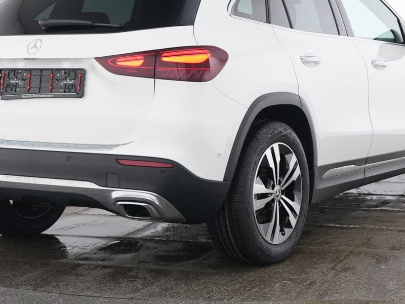 Mercedes-Benz GLA 180 Bild 4