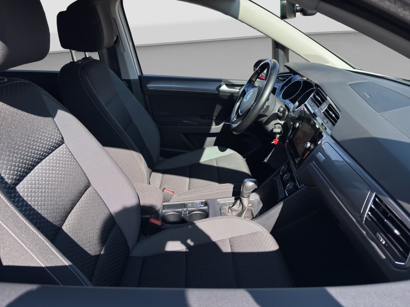 Volkswagen Touran 1.5 TSI Active Bild 14