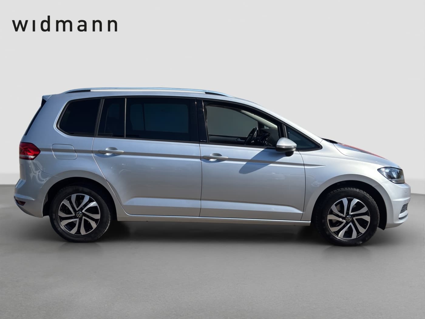Volkswagen Touran 1.5 TSI Active Bild 6