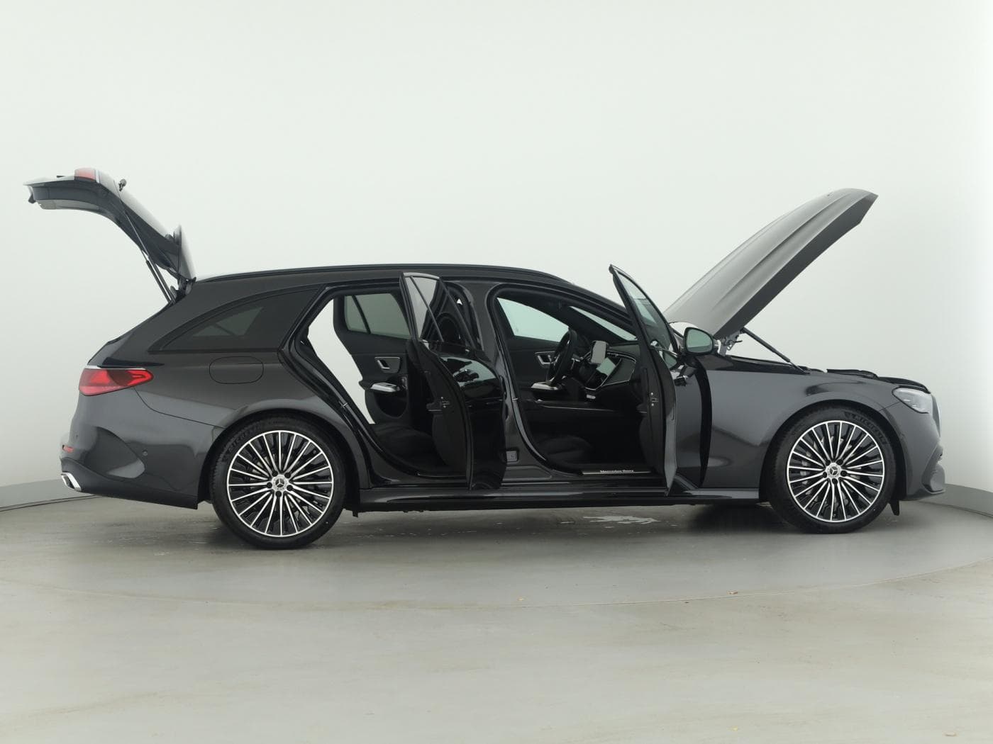 Mercedes-Benz E 220 d T-Modell Bild 8