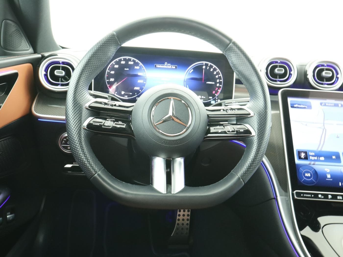 Mercedes-Benz C 300 e 4M Bild 11
