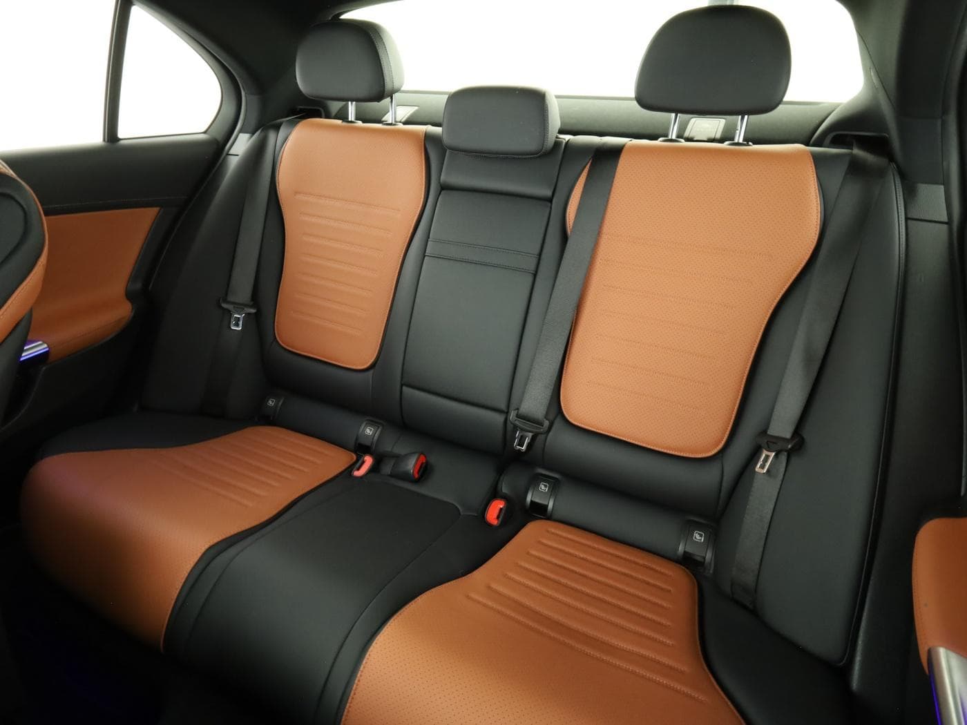Mercedes-Benz C 300 e 4M Bild 18