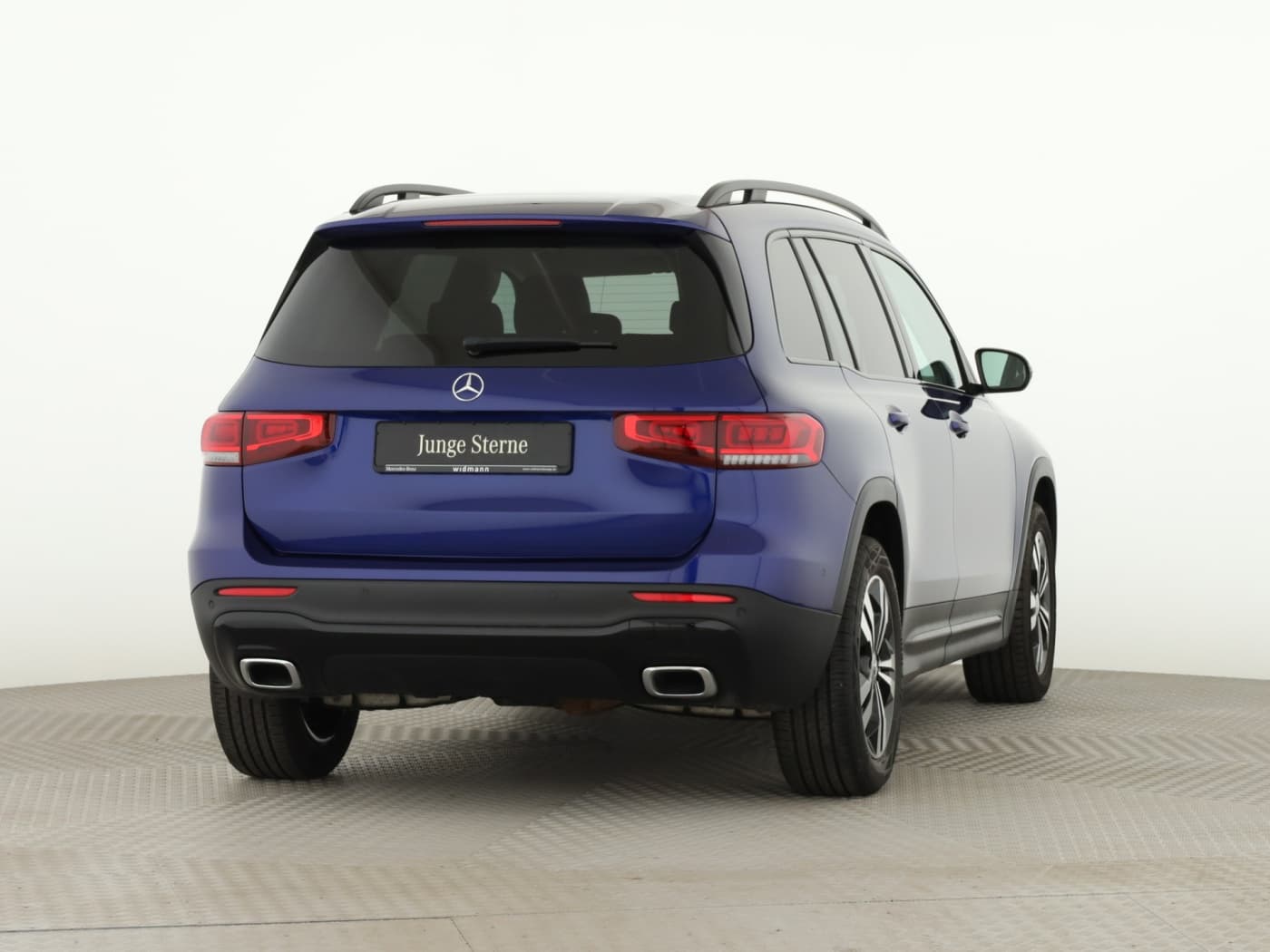 Mercedes-Benz GLB 220 d 4M Bild 2