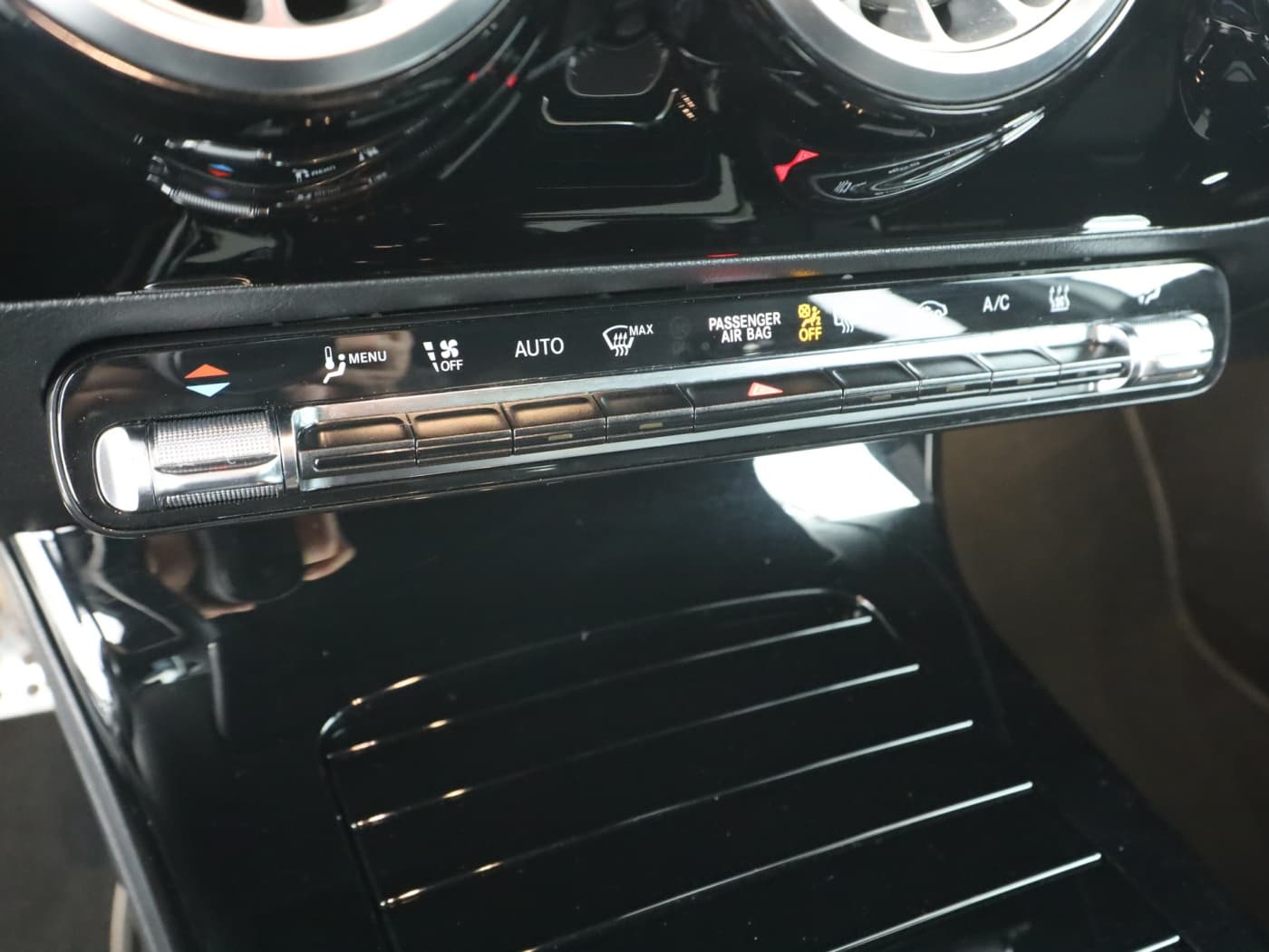 Mercedes-Benz A 250 e Bild 14