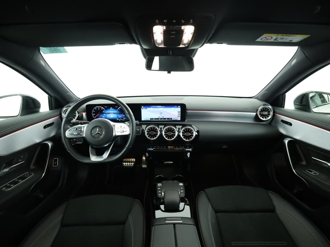 Mercedes-Benz A 250 e Bild 19