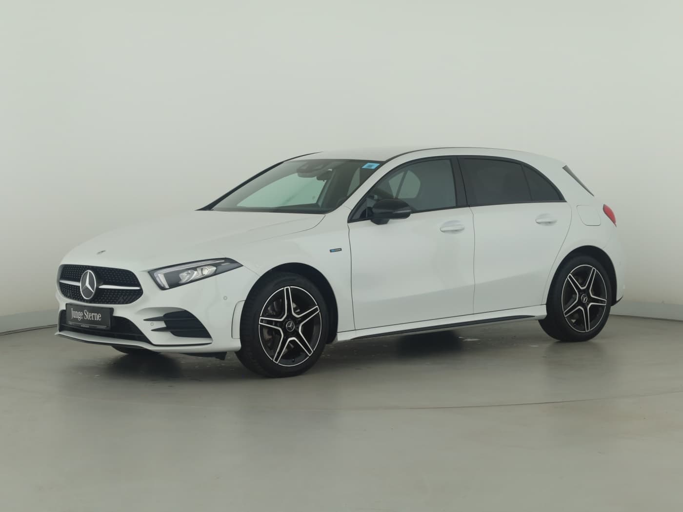 Mercedes-Benz A 250 e Bild 5