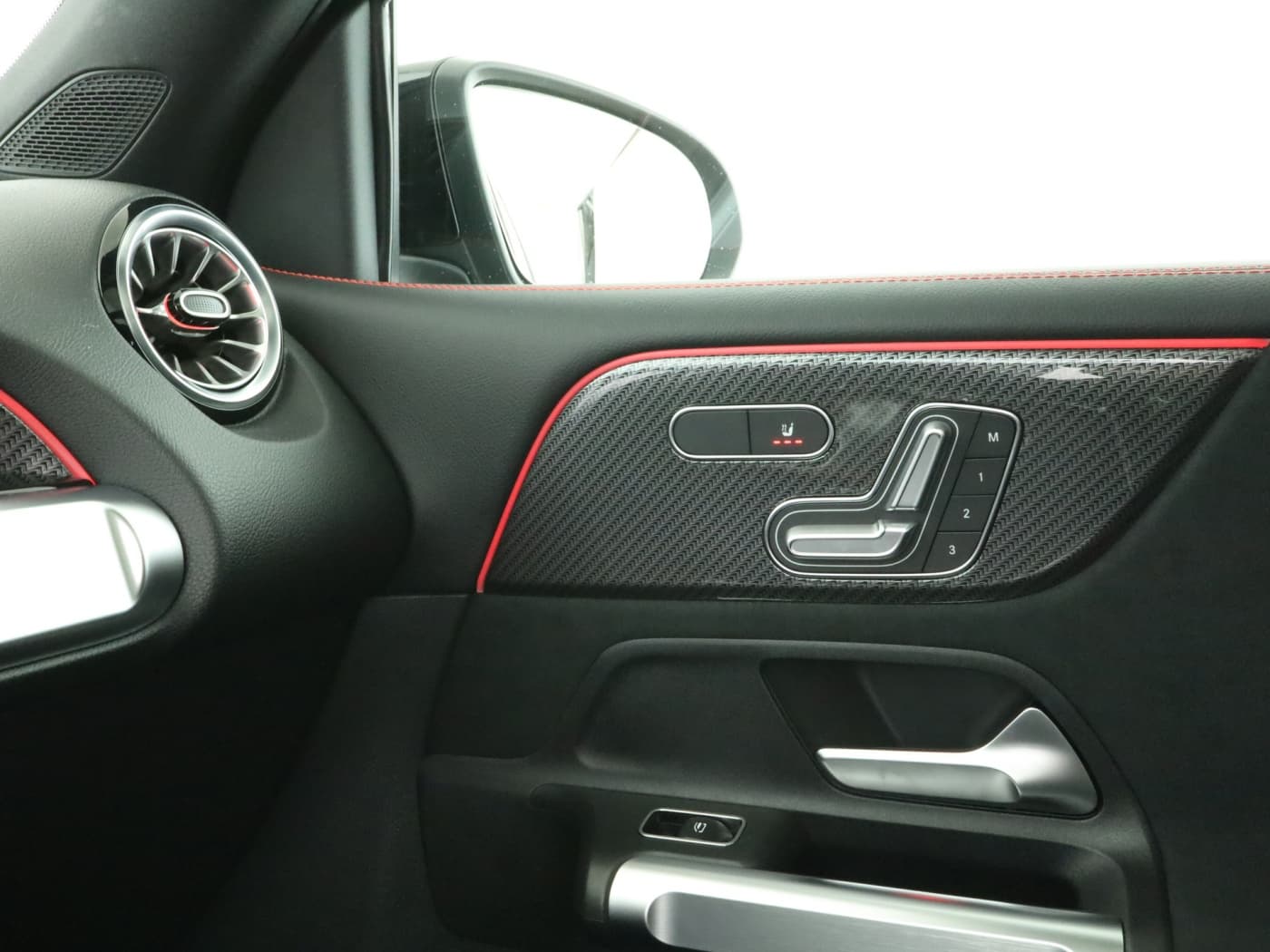 Mercedes-Benz GLB 180 Bild 16
