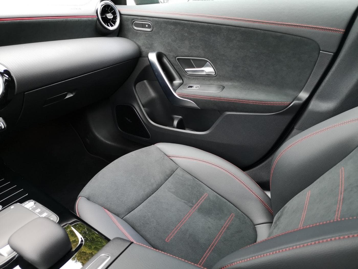 Mercedes-Benz CLA 220 d SB Bild 14