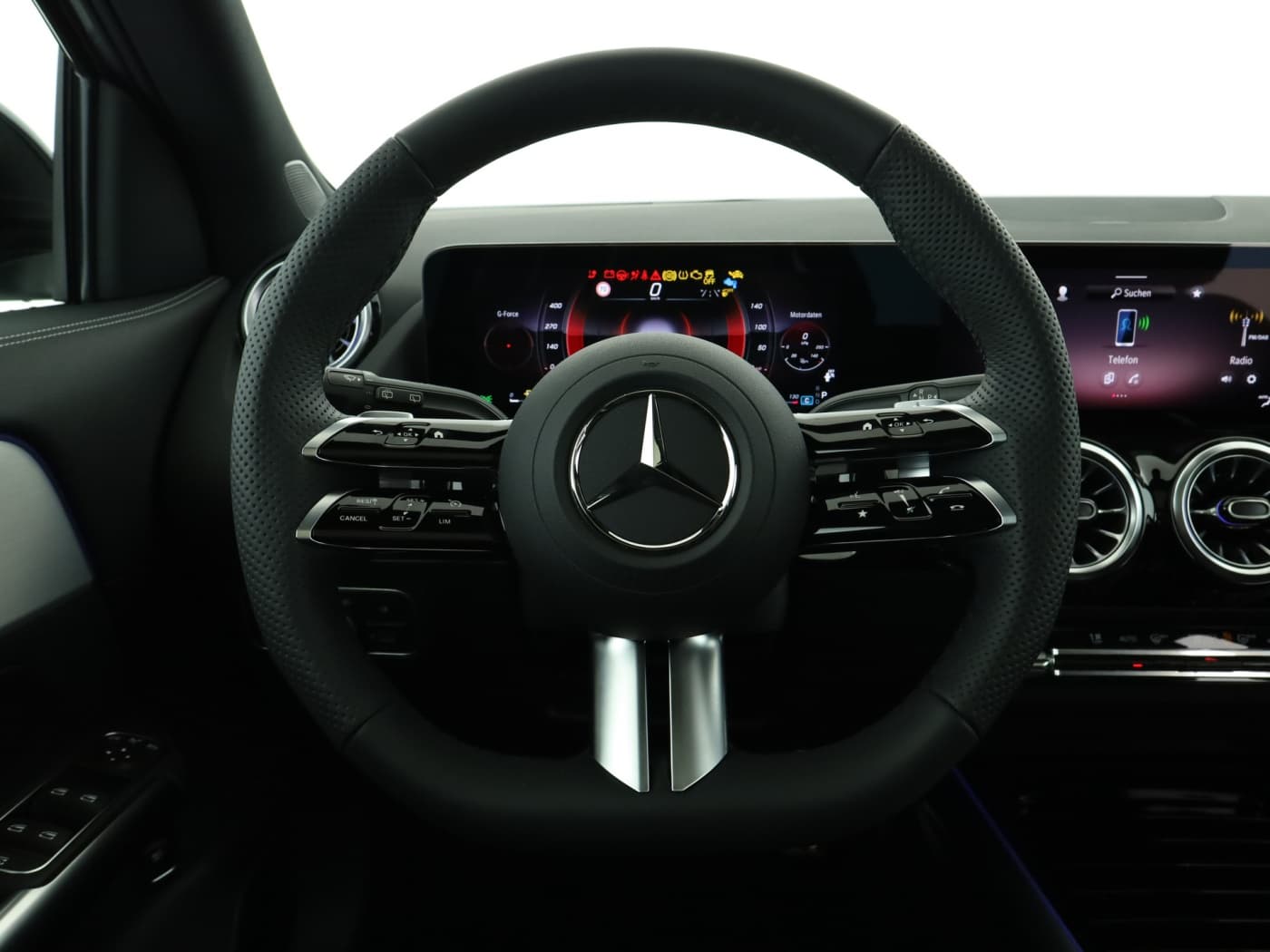 Mercedes-Benz GLA 220 d 4MATIC Bild 11