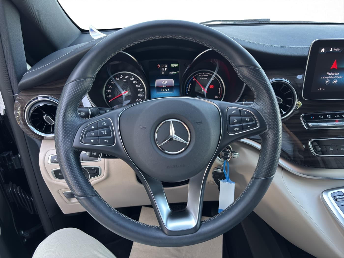 Mercedes-Benz EQV 300 AVANTGARDE Lang Bild 10