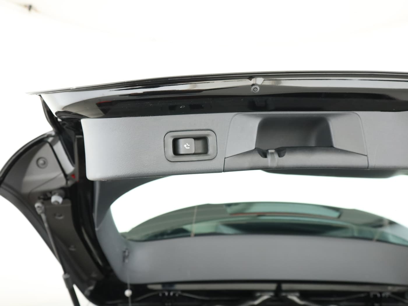 Mercedes-Benz B 250 e Bild 24