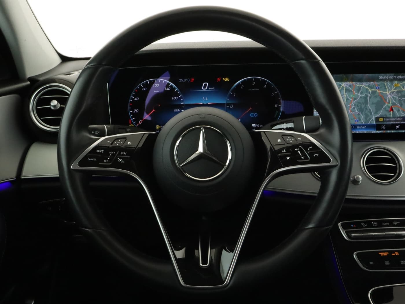Mercedes-Benz E 300 de 4M T Bild 11