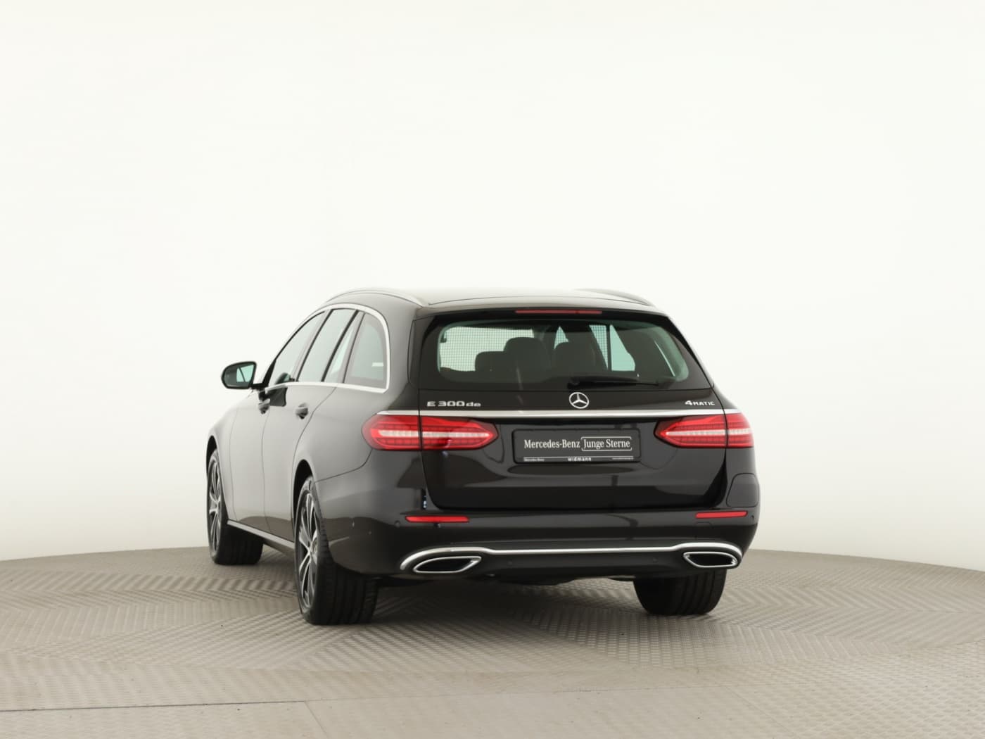 Mercedes-Benz E 300 de 4M T Bild 4