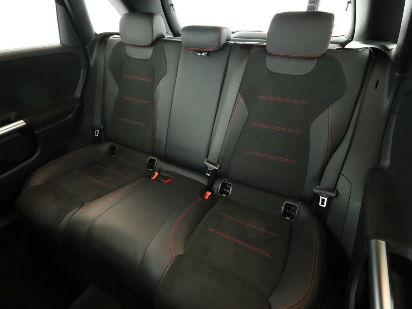 Mercedes-Benz B 250 e Bild 18