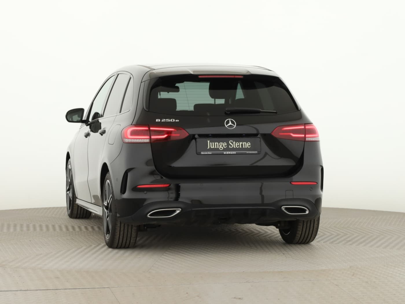 Mercedes-Benz B 250 e Bild 4