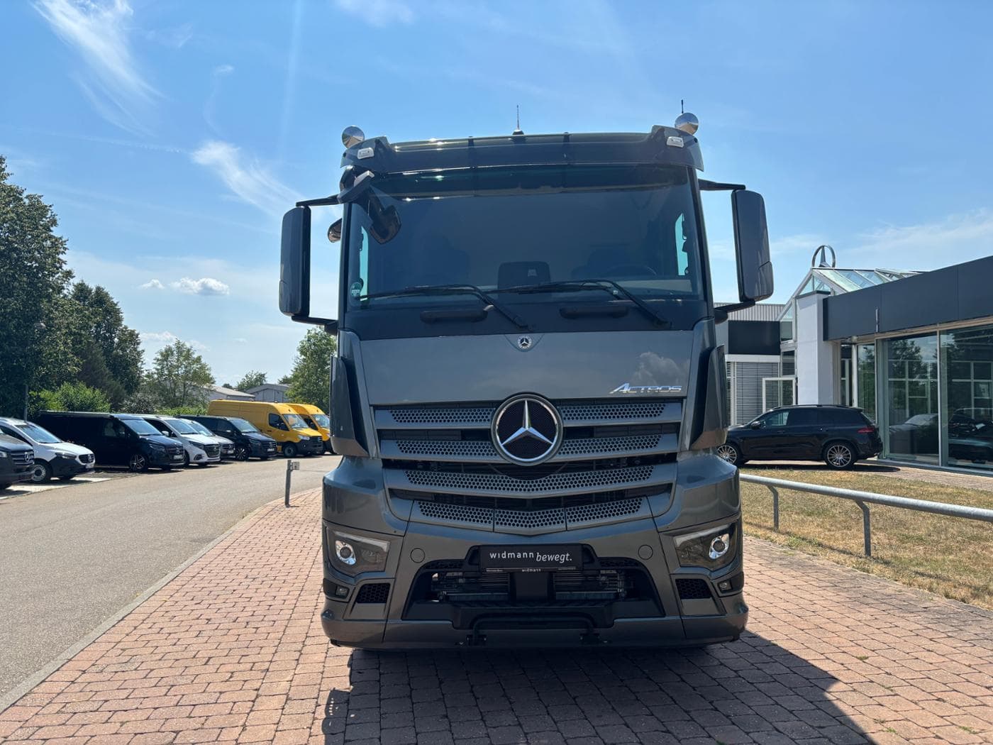 Mercedes-Benz Actros 1853 LS Bild 2