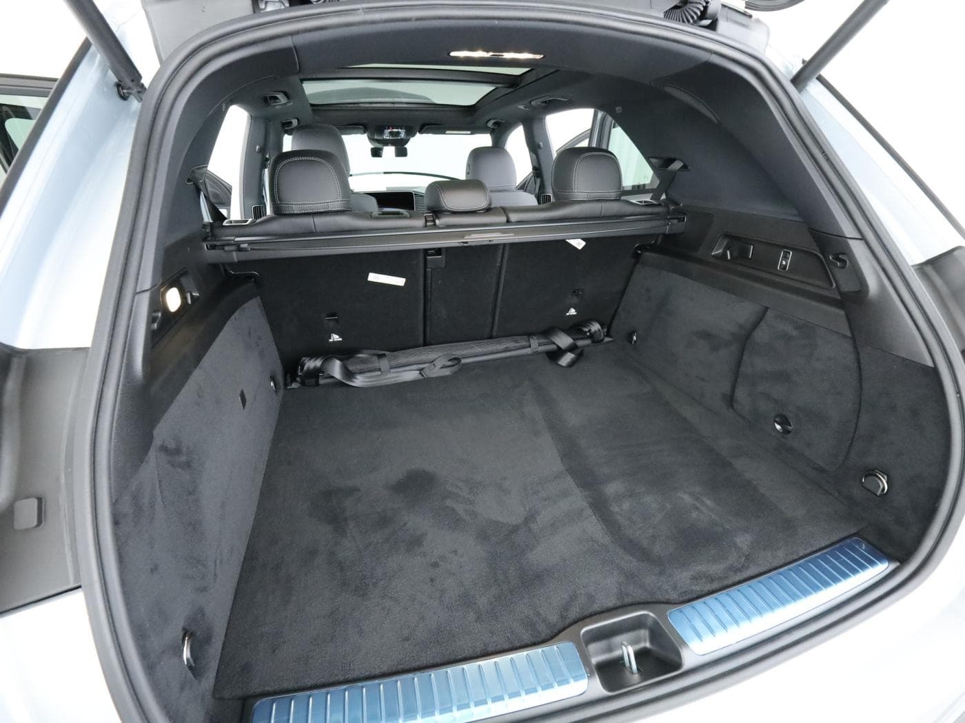 Mercedes-Benz GLE 400 e 4MATIC mit EQ Hybrid Technologie Bild 23