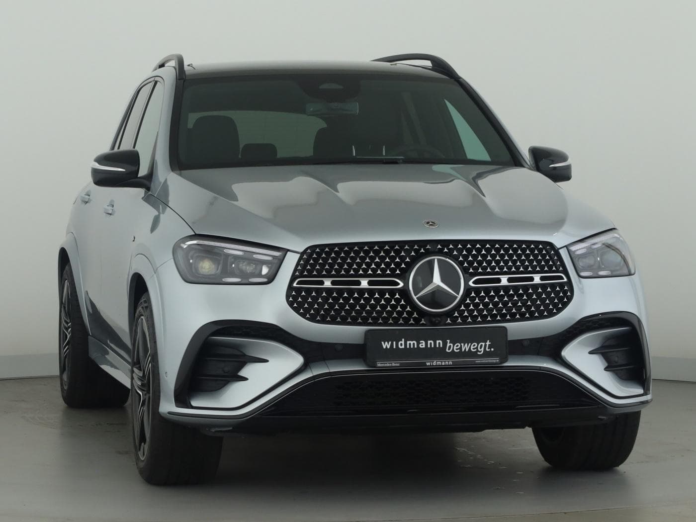 Mercedes-Benz GLE 400 e 4MATIC mit EQ Hybrid Technologie Bild 3