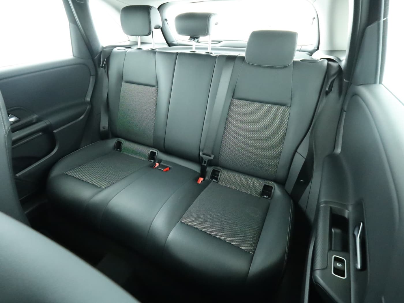 Mercedes-Benz B 250 e Bild 18