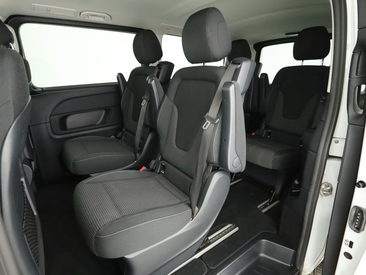 Mercedes-Benz EQV 300 Lang Bild 18