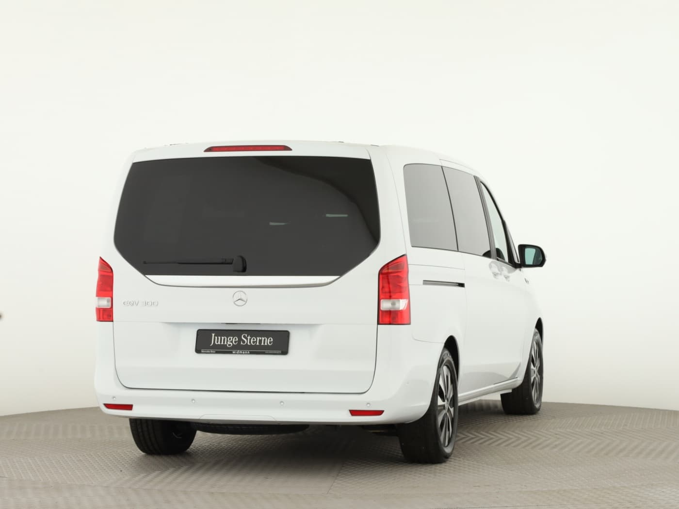 Mercedes-Benz EQV 300 Lang Bild 2