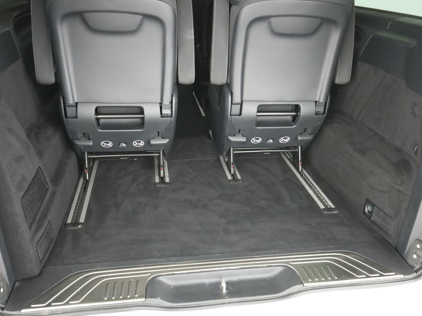 Mercedes-Benz EQV 300 Lang Bild 22