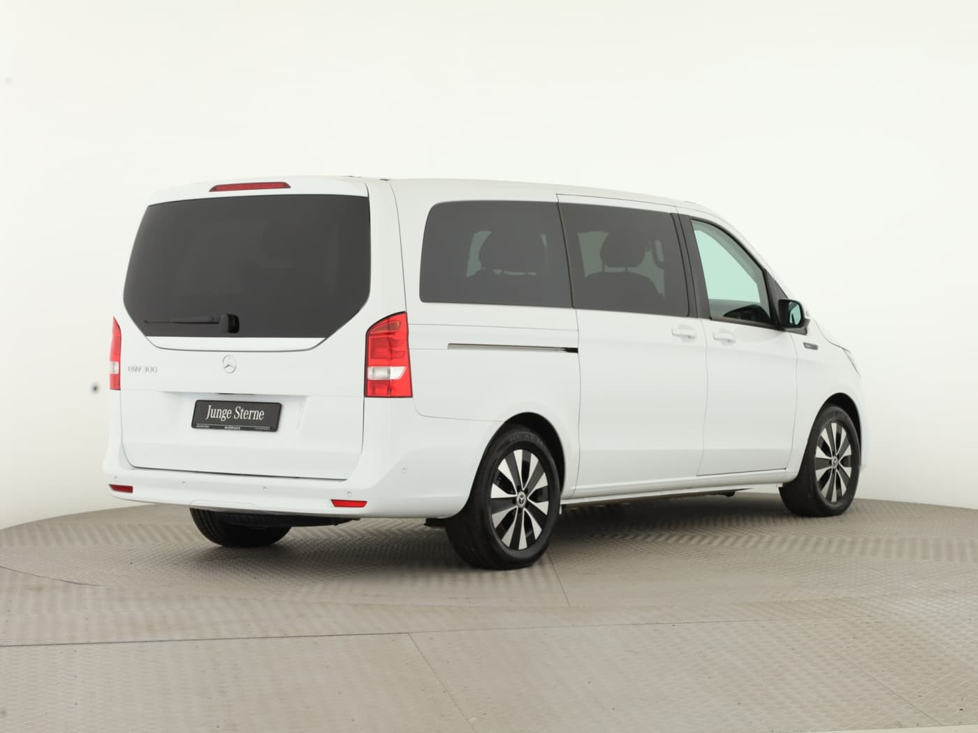 Mercedes-Benz EQV 300 Lang Bild 6