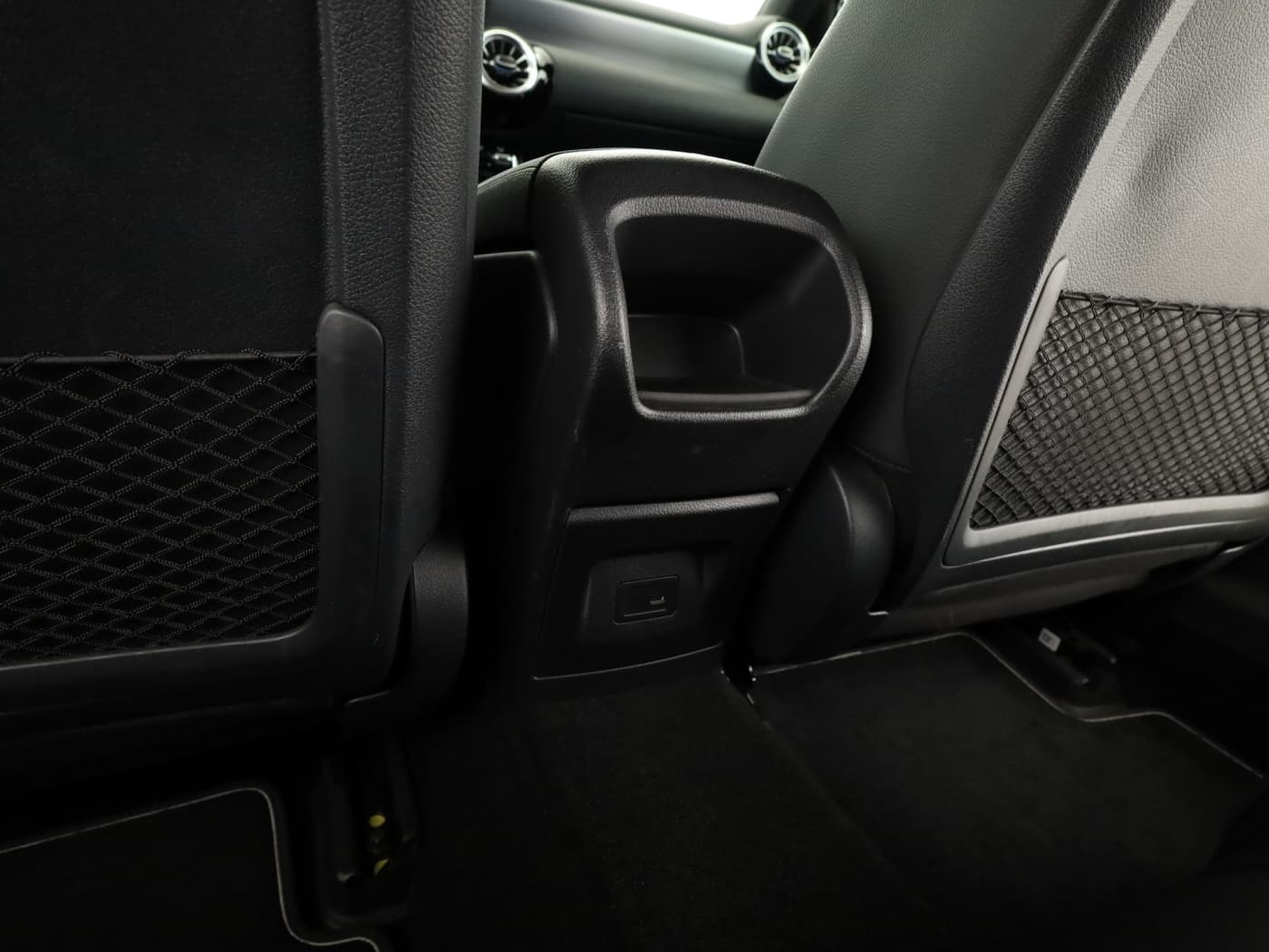 Mercedes-Benz A 250 e Bild 23