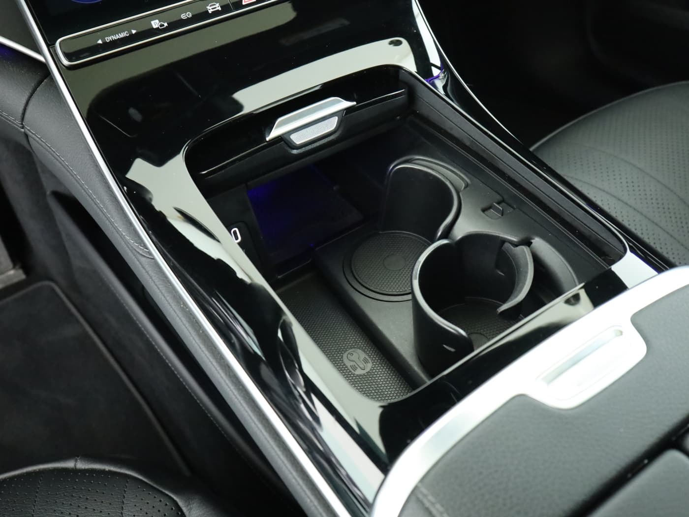 Mercedes-Benz EQE 300 Bild 15