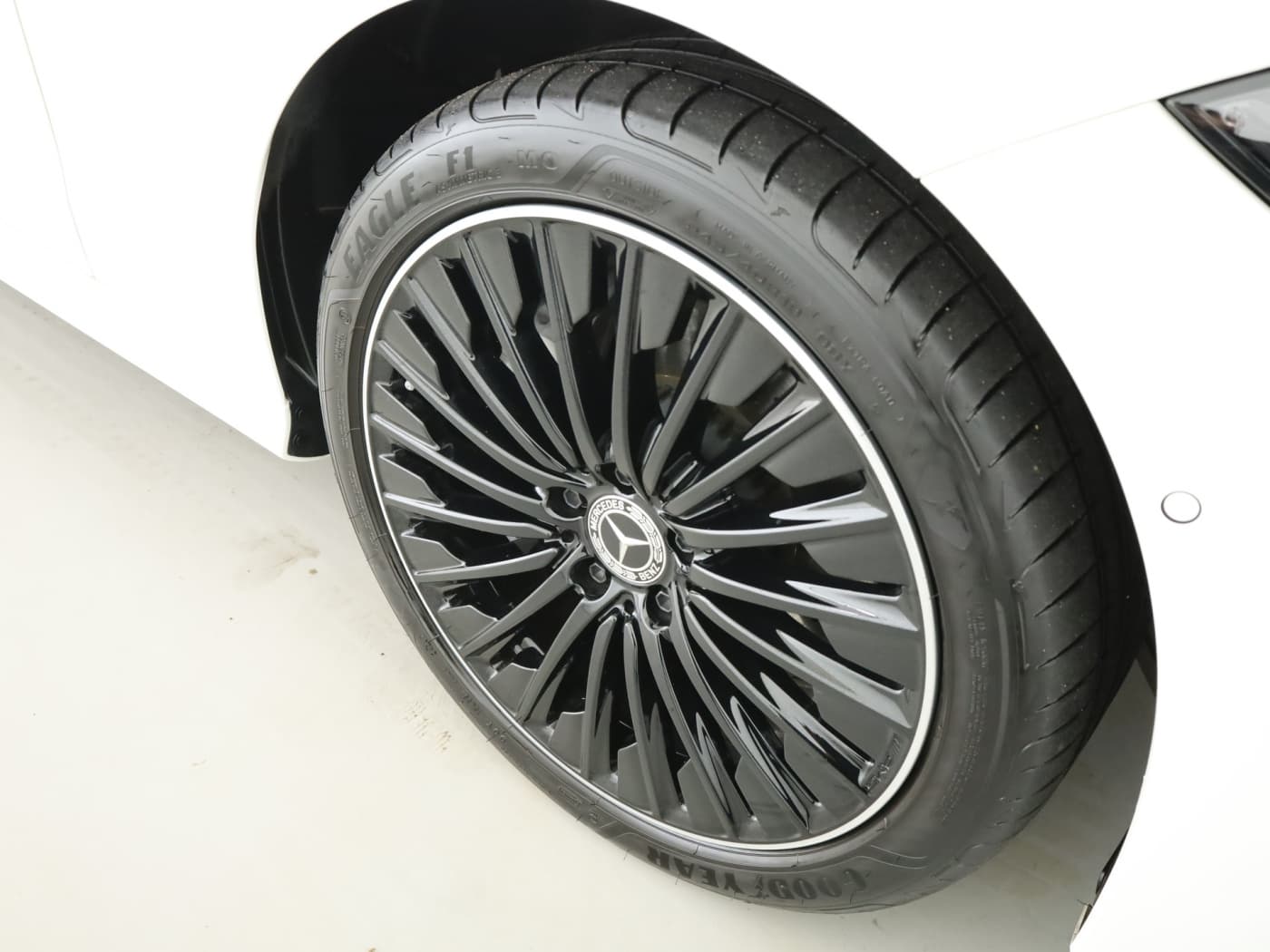 Mercedes-Benz CLE 300 e Bild 22