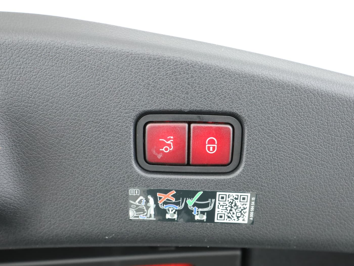 Mercedes-Benz CLE 300 e Bild 26