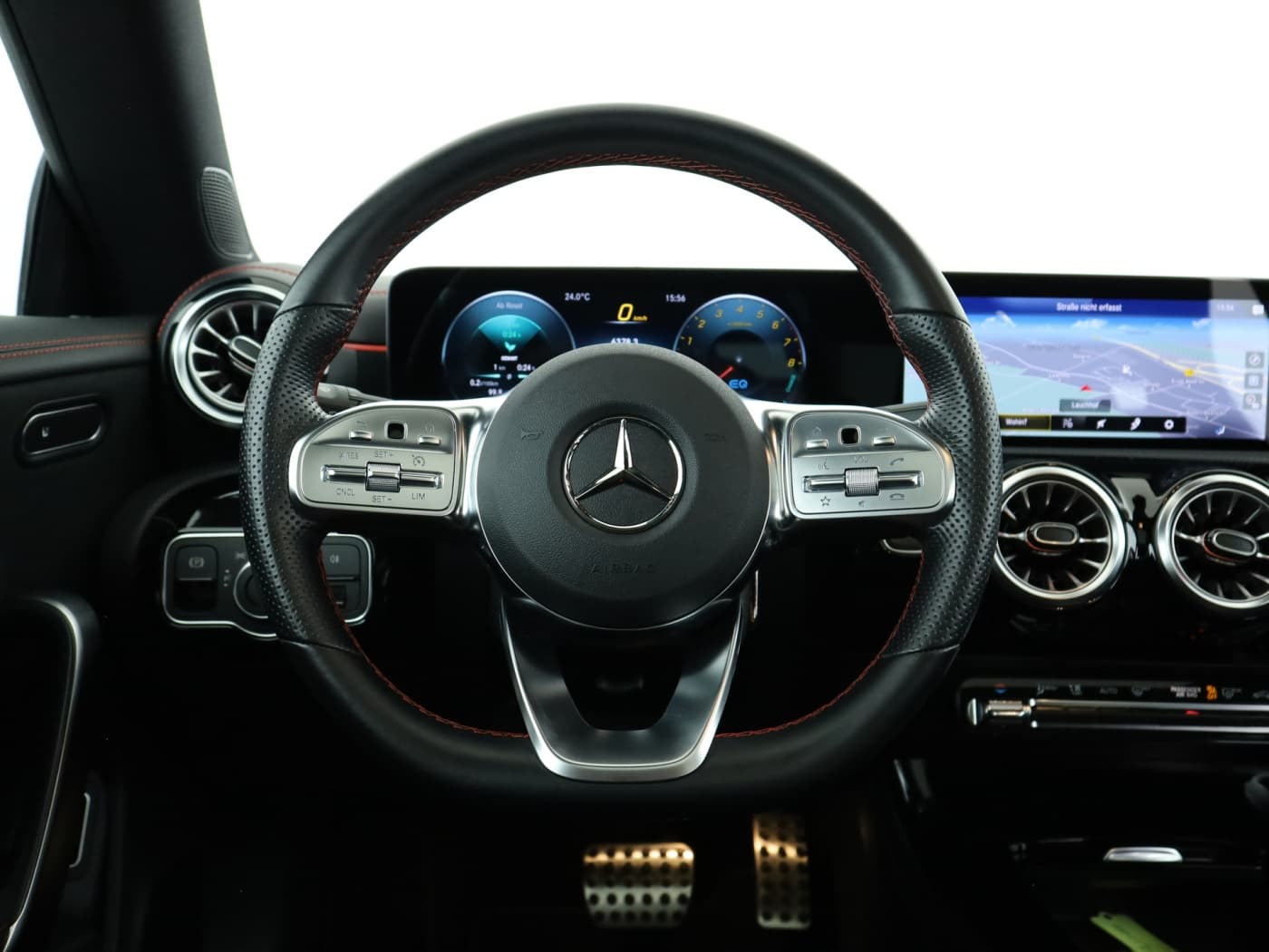 Mercedes-Benz CLA 250 e SB Bild 11