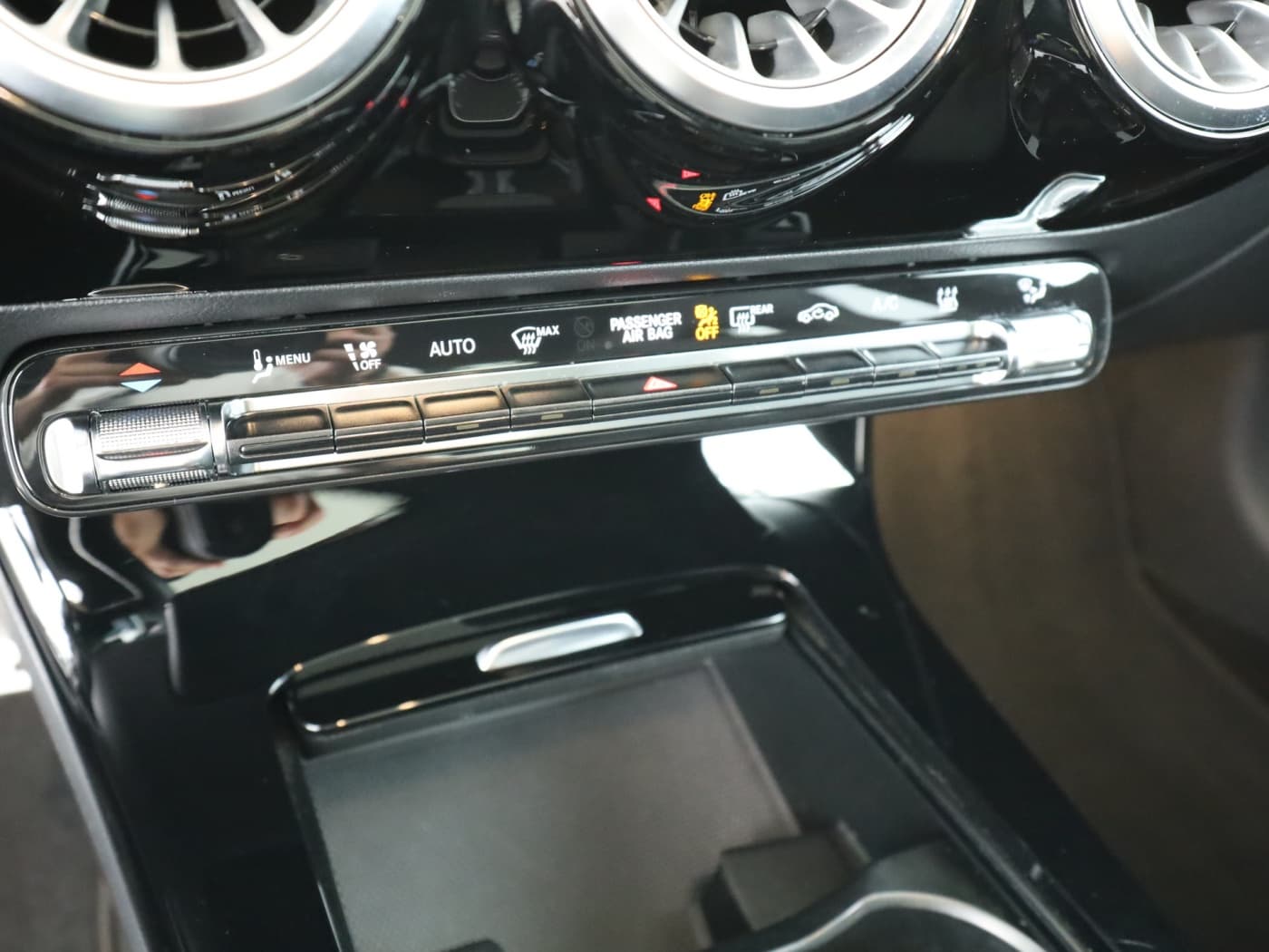 Mercedes-Benz CLA 250 e SB Bild 14