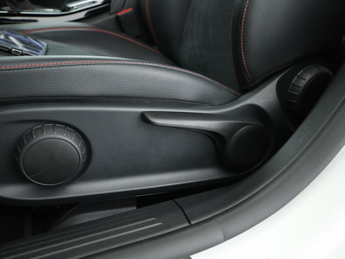 Mercedes-Benz CLA 200 d Bild 24