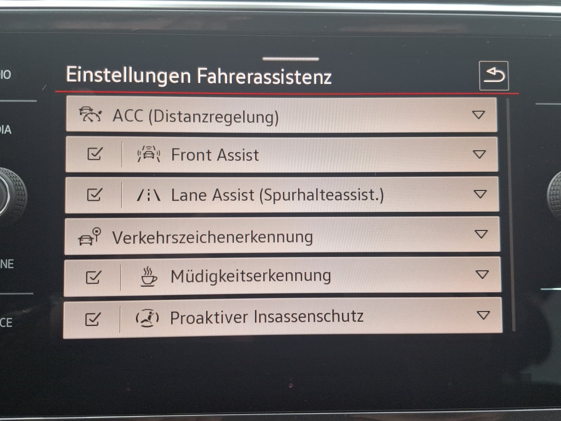 Volkswagen Tiguan 1.5 TSI 150 PS DSG ACC NAVI LED Bild 18