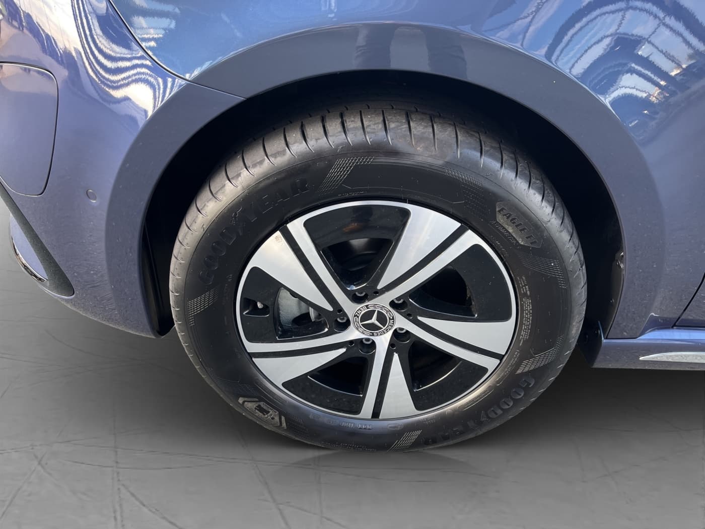 Mercedes-Benz EQV 300 Avantgarde XL Bild 18