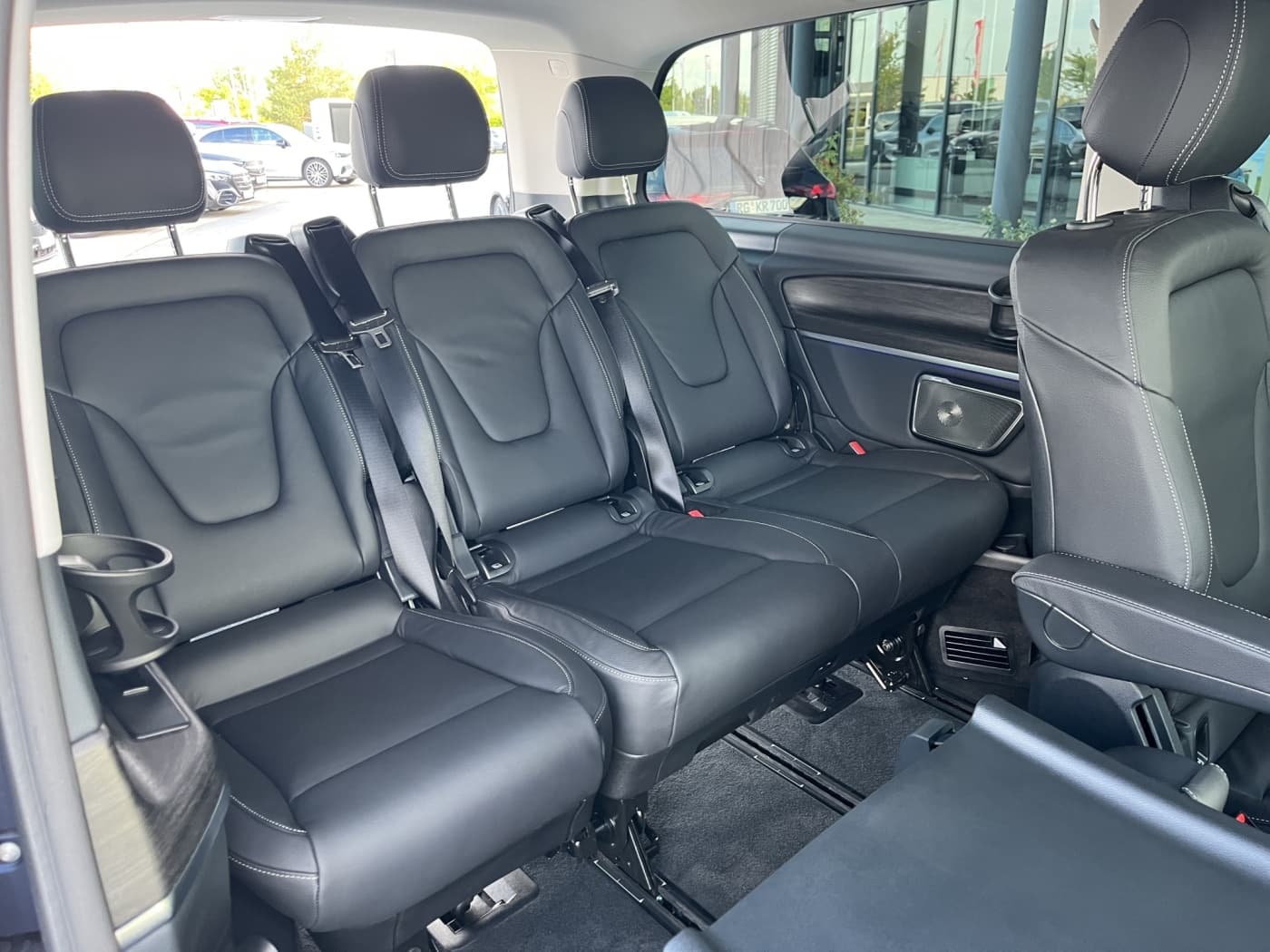 Mercedes-Benz EQV 300 Avantgarde XL Bild 20