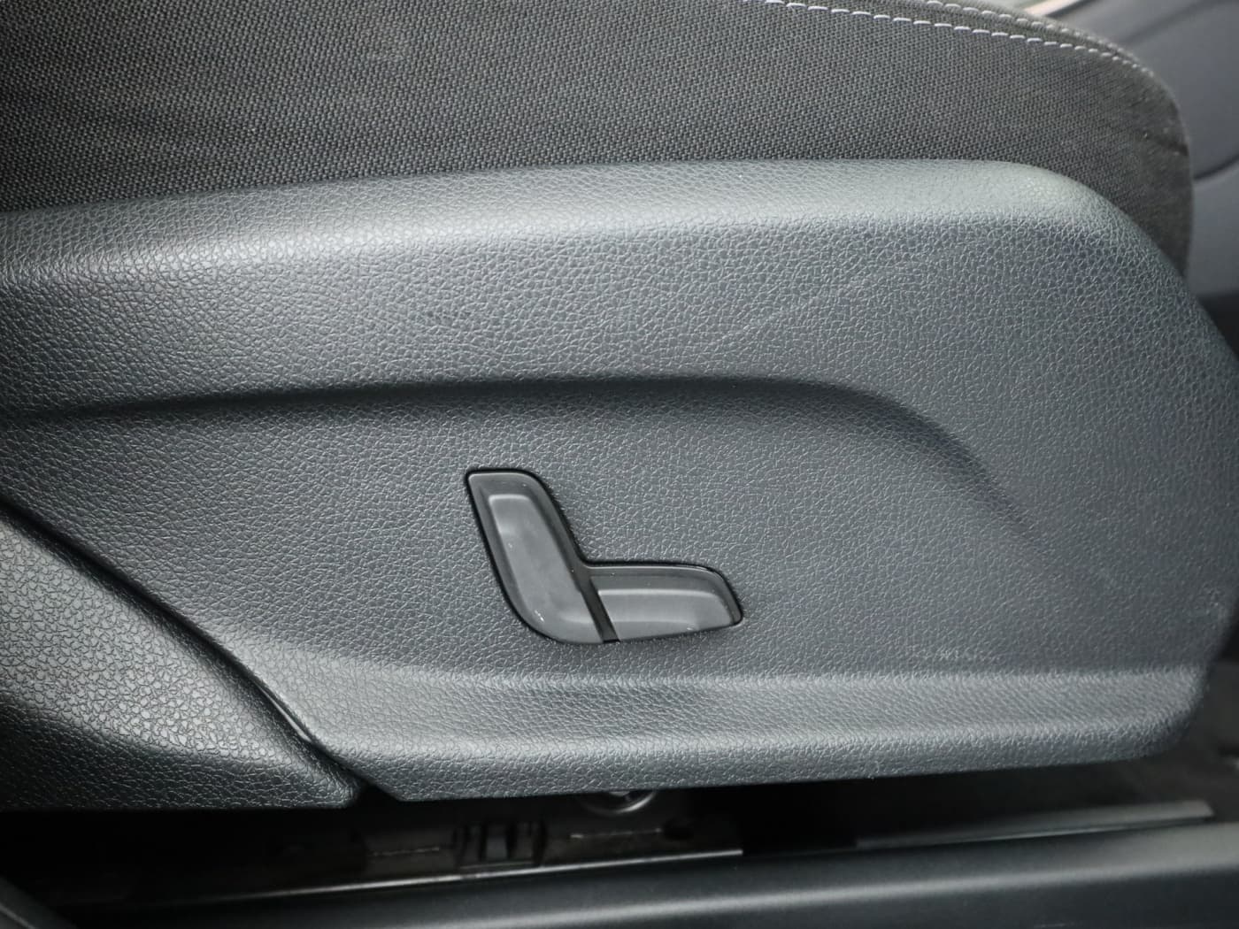 Mercedes-Benz EQC 400 4M Bild 27