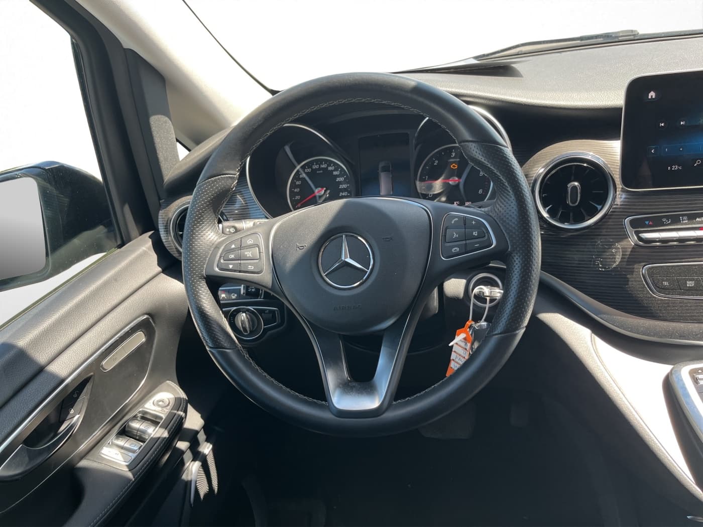 Mercedes-Benz V 300 d 4MATIC AVANTGARDE EDITION XL Bild 10