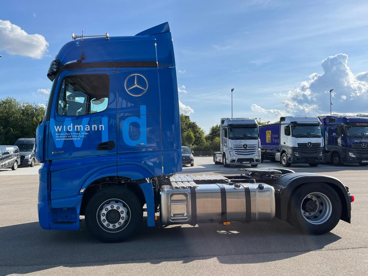 Mercedes-Benz Actros 1848 LS Bild 2