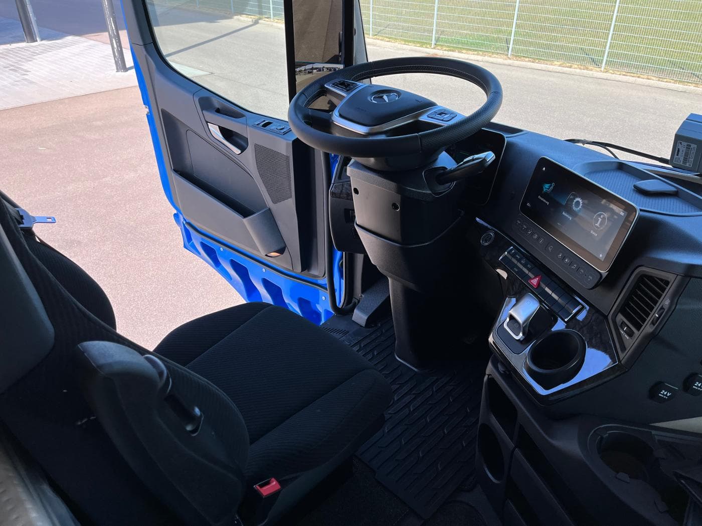 Mercedes-Benz Actros 1848 LS Bild 22